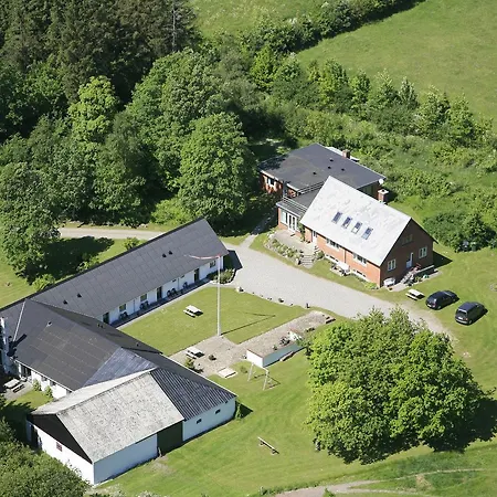Lyngbjerggaard Ferieboliger - Bed & Breakfast *
